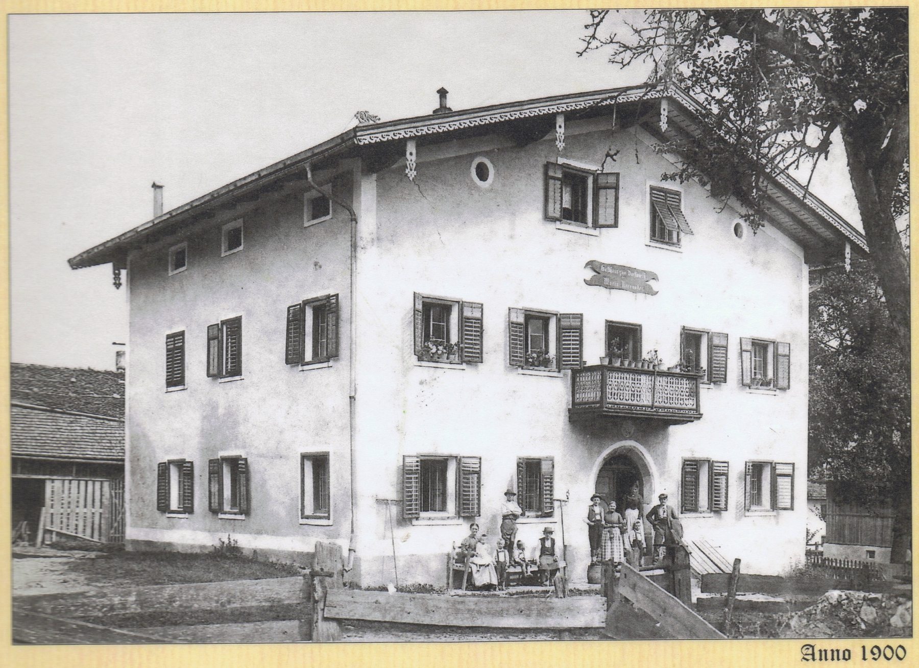 Historische Aufnahme des Hauses um 1900